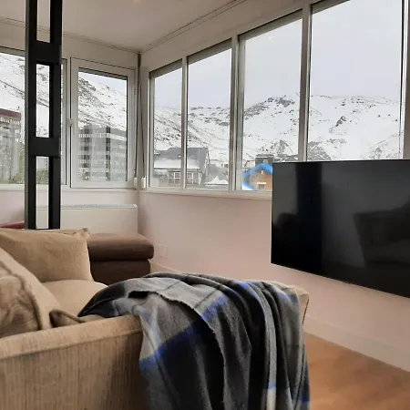 Апартаменты Dunaski - Views From Rooms, 3 Bd - 2 Wc, 50m From Slopes, Fireplace, Massive Windows And Sunlight!