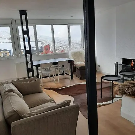 Dunaski - Views From Rooms, 3 Bd - 2 Wc, 50m From Slopes, Fireplace, Massive Windows And Sunlight! *