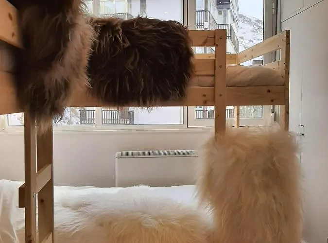 Daire Dunaski - Views From Rooms, 3 Bd - 2 Wc, 50m From Slopes, Fireplace, Massive Windows And Sunlight!